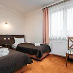 Cedrowy Dworek Отель типа 