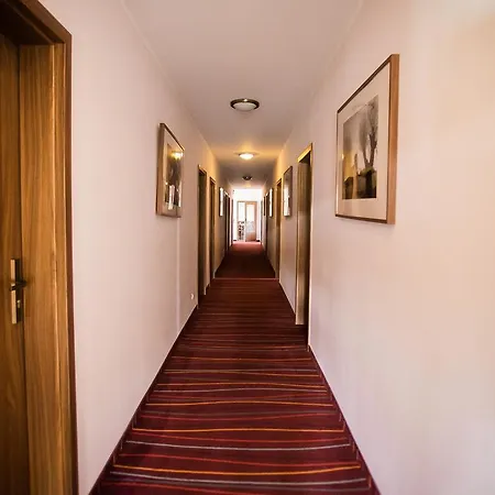 Cedrowy Dworek Bed & Breakfast Cedry Wielkie