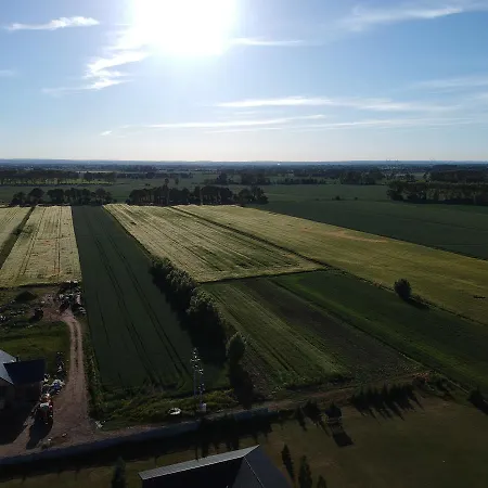 Bed & Breakfast Cedrowy Dworek 4*