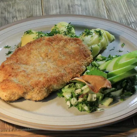 Bed & Breakfast Cedrowy Dworek Cedry Wielkie