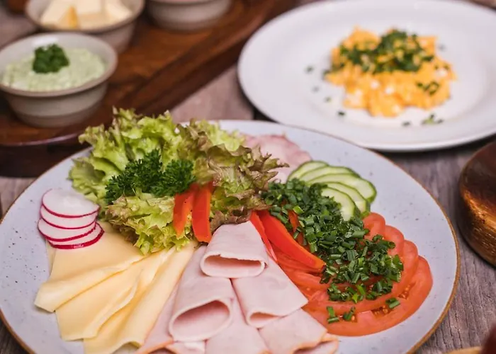 Cedrowy Dworek Отель типа 