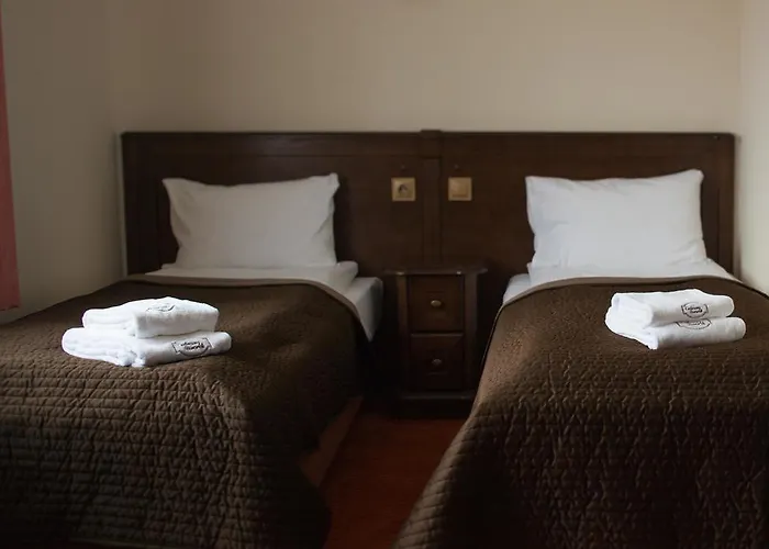 Cedrowy Dworek Отель типа 