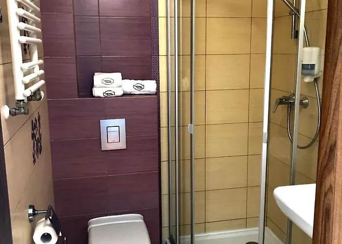 Cedrowy Dworek Отель типа 